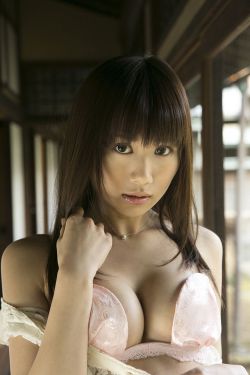 女家教林佩佩